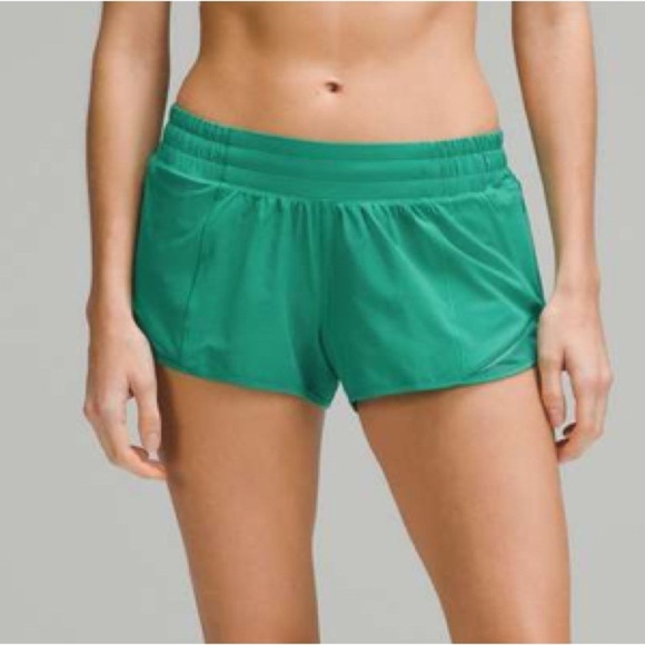 Lululemon Hotty Hot LR Short 2.5” *Lined Cascadia Green Size 8 - Picture 1 of 5